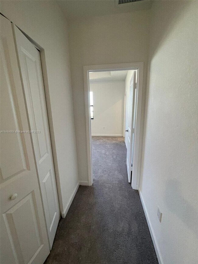 Building Photo - 11845 SW 245 Ter