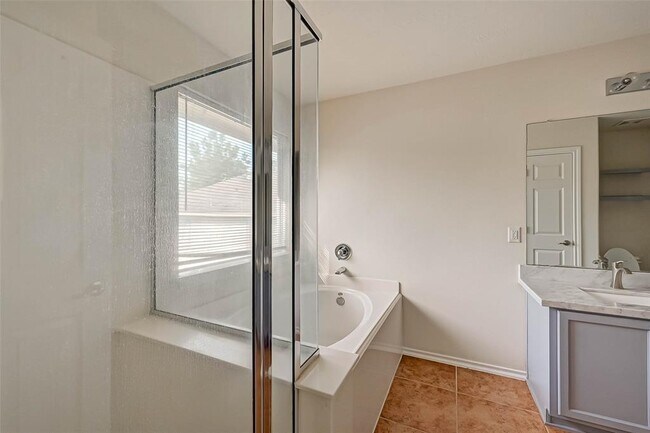 Building Photo - 22 Wickerdale Pl