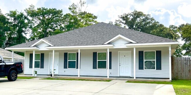 Building Photo - 9245 Mabel St
