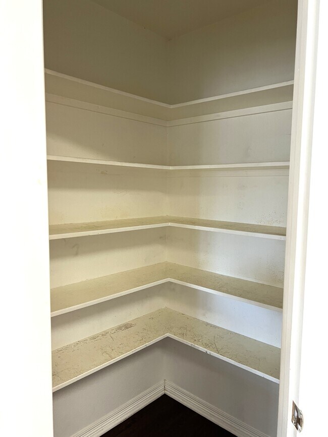 Building Photo - 3114 Pleasant Forest Dr