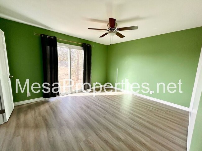 Building Photo - 16559 Manzanita St