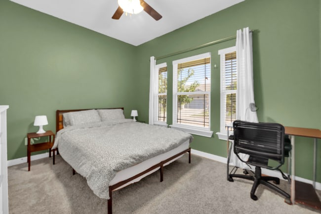 Building Photo - 2113 Paxton Way