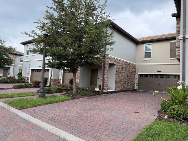 Building Photo - 8513 Golf Wy