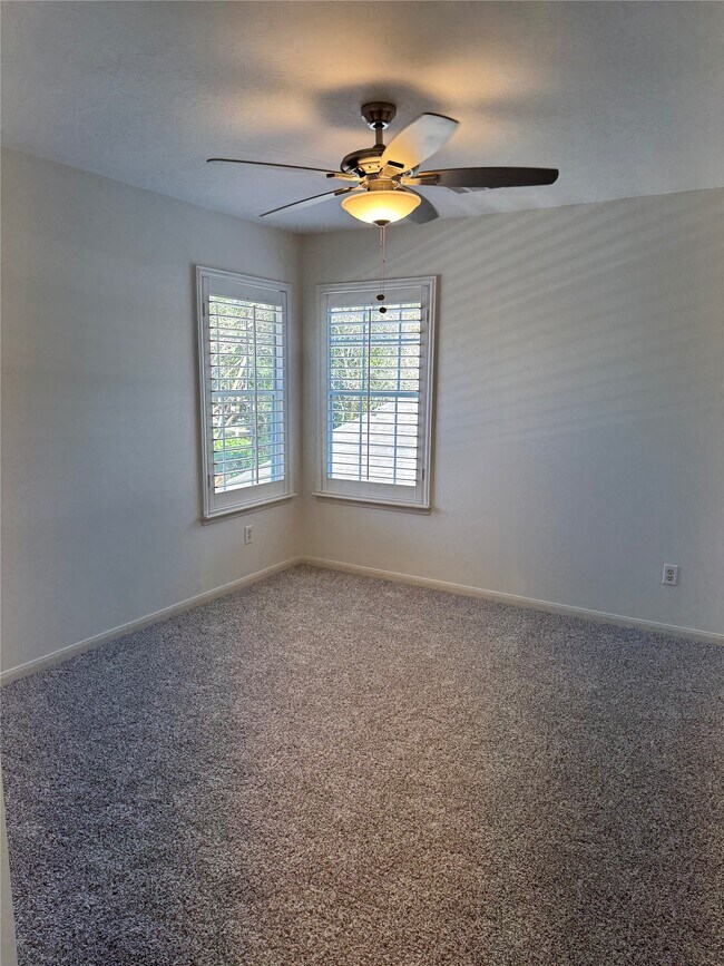 Building Photo - 3802 Canary Grass Ln