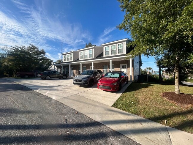 Primary Photo - 1127 Page St