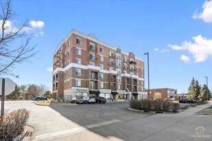 Building Photo - 238 E Irving Park Rd