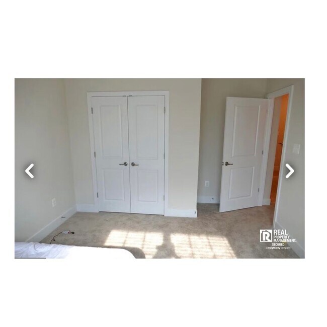 Building Photo - 7958 -B Potter Pl