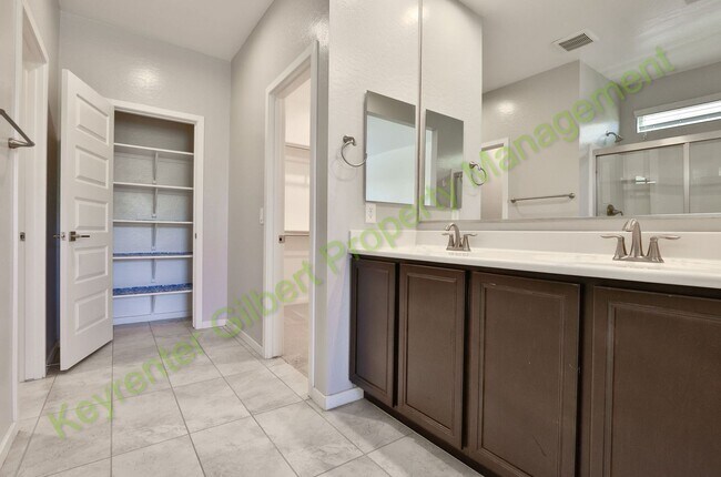 Building Photo - Beautiful 3-Bed/2-Bath Home in San Tan Valley’s The Parks Community.