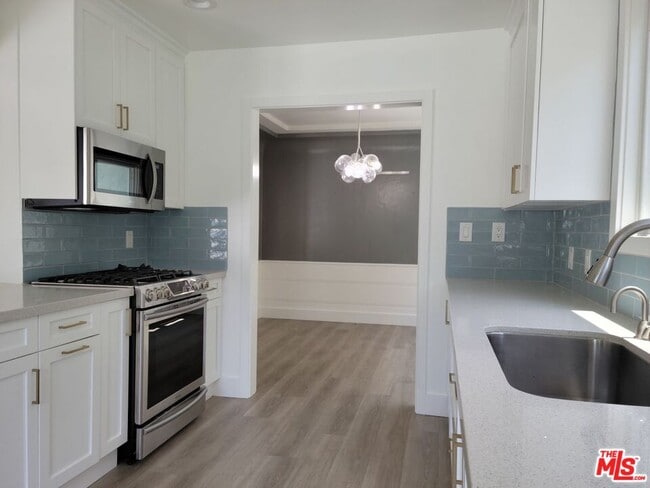 Building Photo - 4419 Wortser Ave