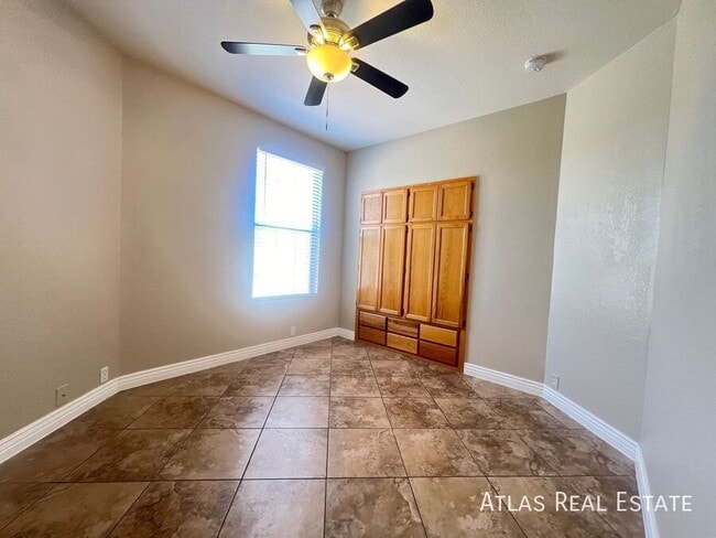 Building Photo - 9991 N High Meadow Trail