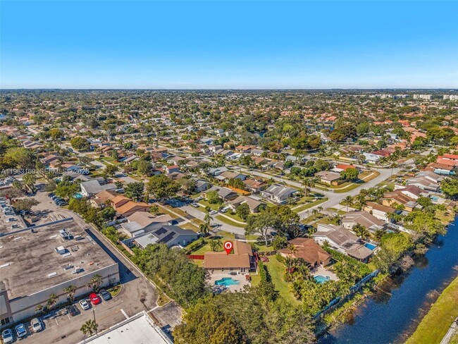 Building Photo - 3802 NW 1st Pl