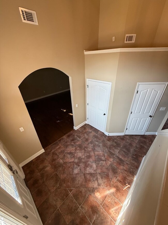 Building Photo - 2520 Granite Pointe