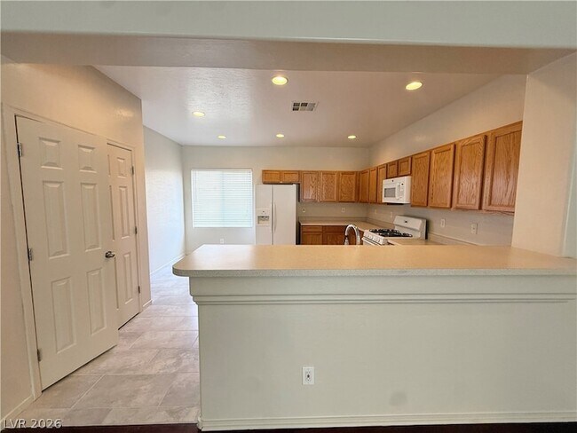 Building Photo - 2660 Dirleton Pl