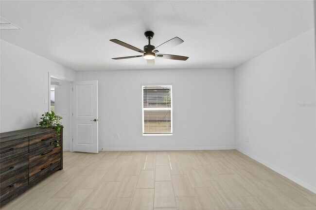 Building Photo - 17512 Shirewood Wy