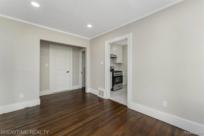 Building Photo - 292 W Marshall St