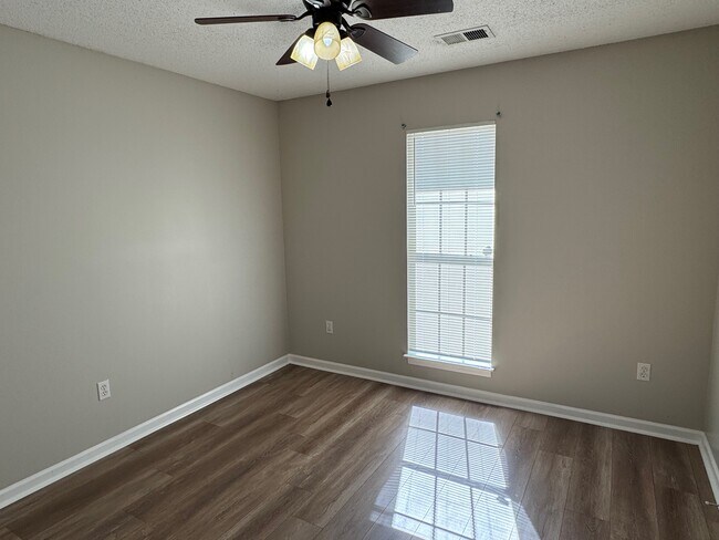 Building Photo - 1770 Central Trails Dr