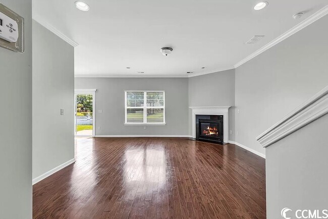Building Photo - 4462 Marshwood Dr