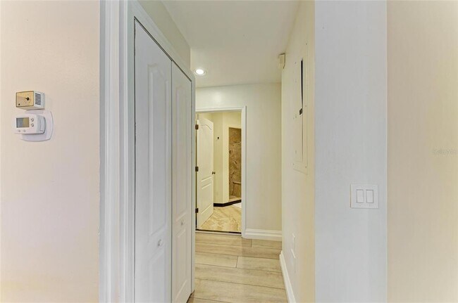 Building Photo - 3605 54th Dr W