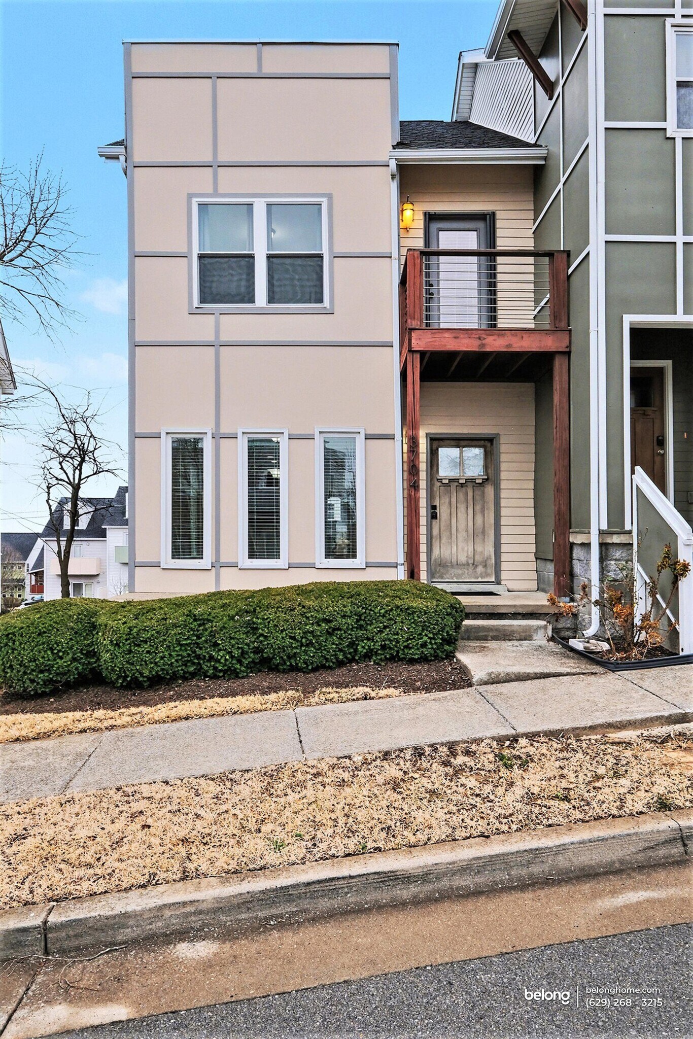 Building Photo - 3704 Lausanne Dr