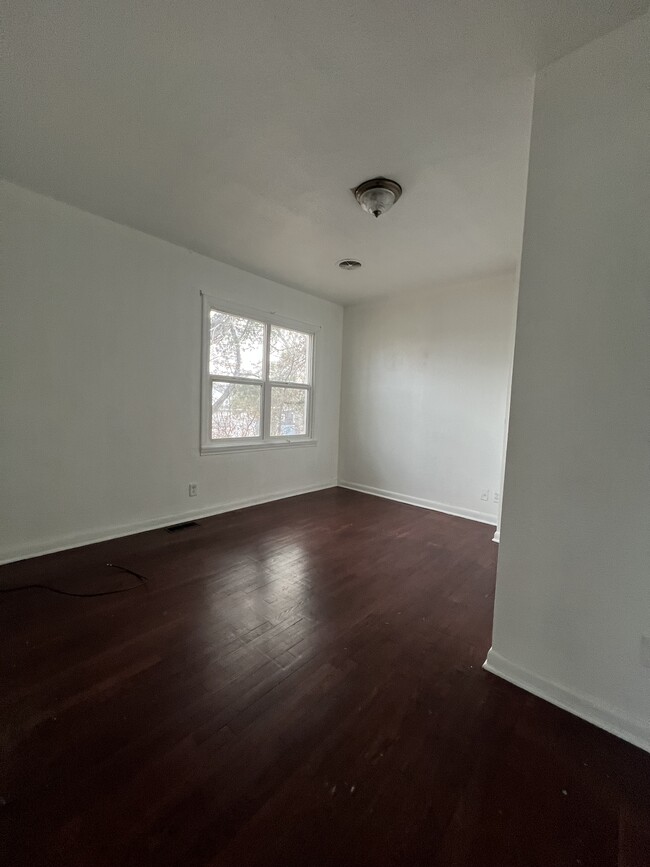 Upstairs Bedroom - 617 Haines Ave