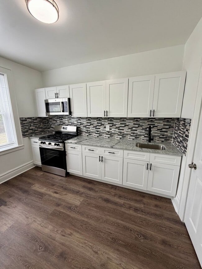 Building Photo - Affordable Luxury In the Heart of East Orange