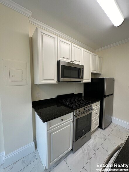 Primary Photo - 14 Chauncy St