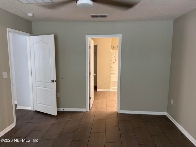 Building Photo - 95090 Timberlake Dr