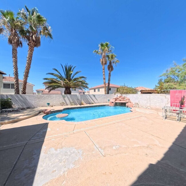 Building Photo - Beautiful 2-Story Home with Pool, Waterfall & Spacious Open Floor Plan!