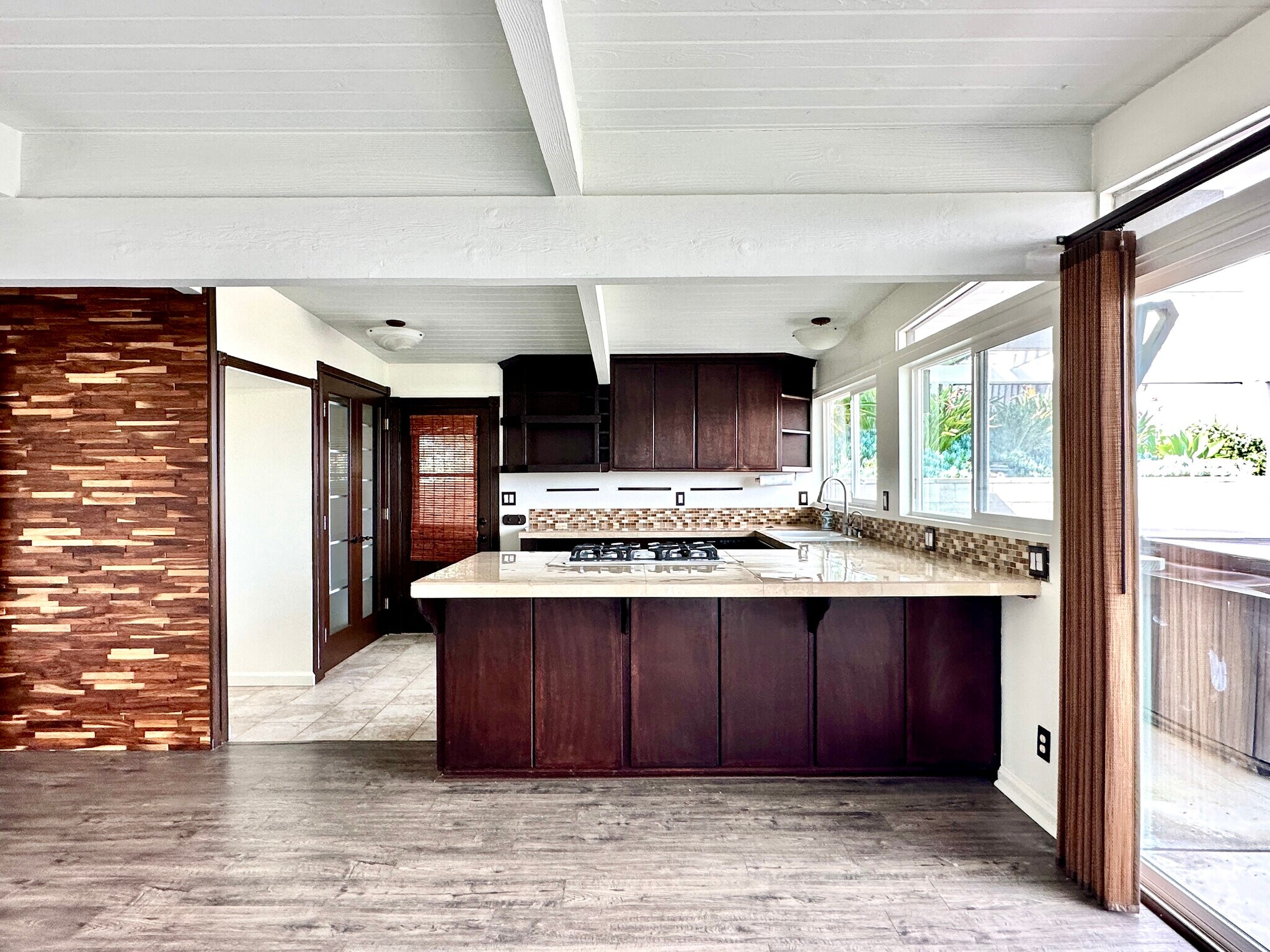 Building Photo - 264 Del Gado Rd