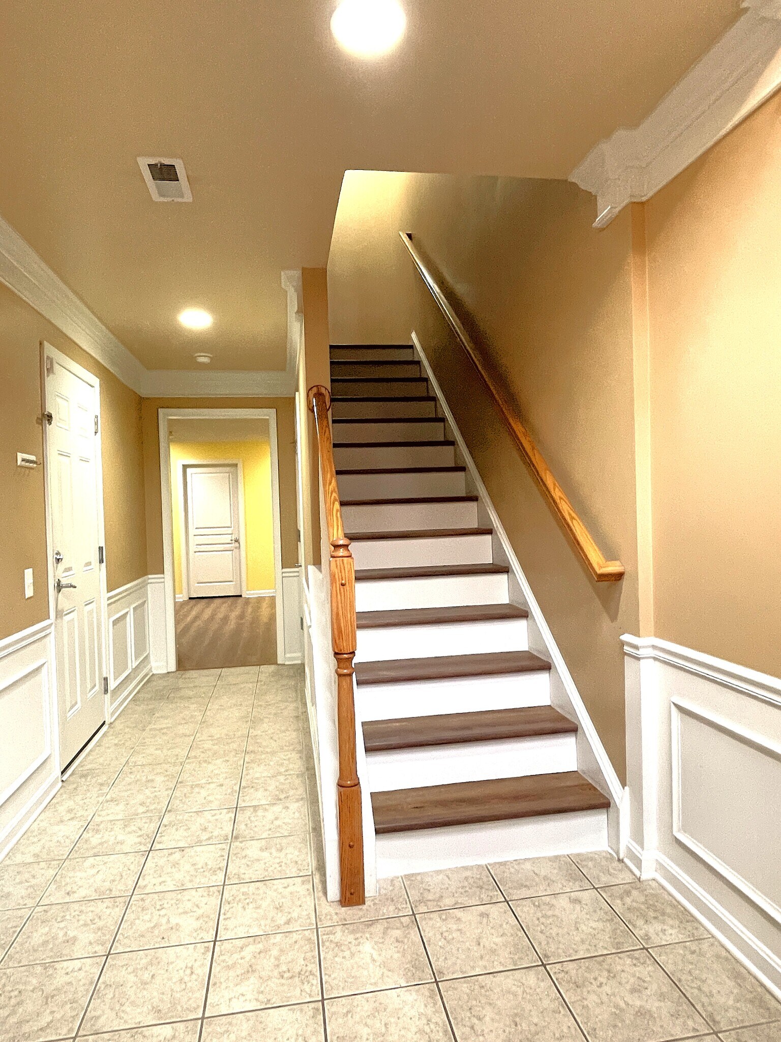 Building Photo - 268 Baxter Dr