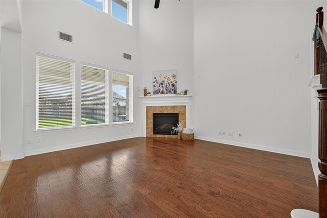 Building Photo - 27510 Villa Mountain Ct