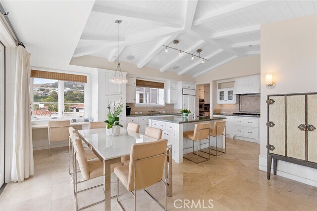 Building Photo - 322 Emerald Bay