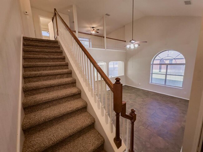 Building Photo - 320 Peanut Dr