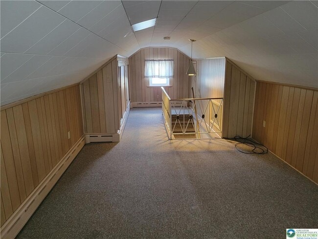 Building Photo - 712 Chestnut St