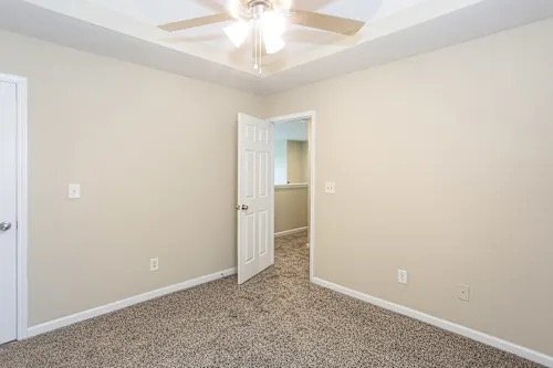 Building Photo - 163 Madelia Pl