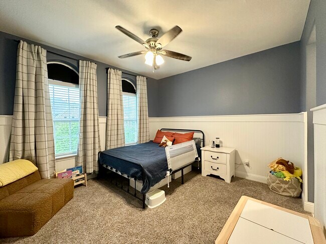 Building Photo - 7016 Elk Springs Dr