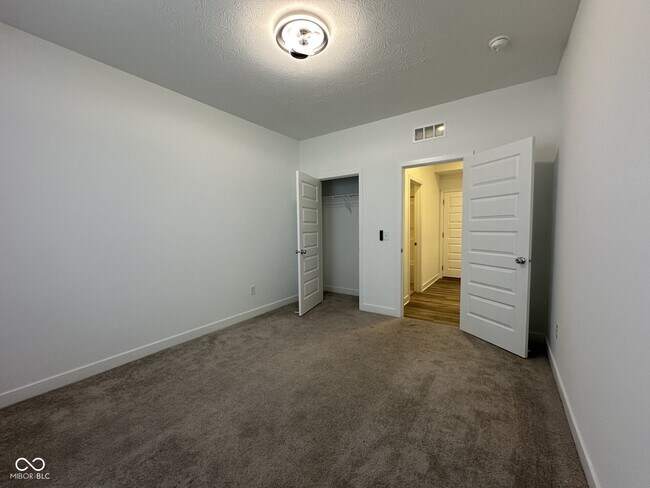 Building Photo - 5730 Fire Opal Wy
