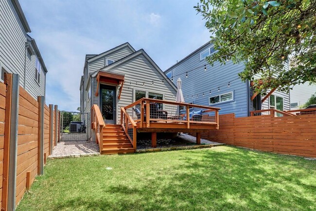 Building Photo - 3108 Aldwyche Dr