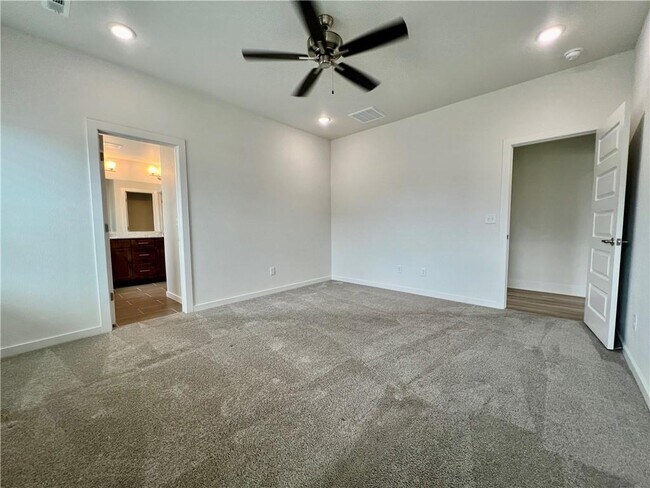 Building Photo - 682 Kayla Maria St