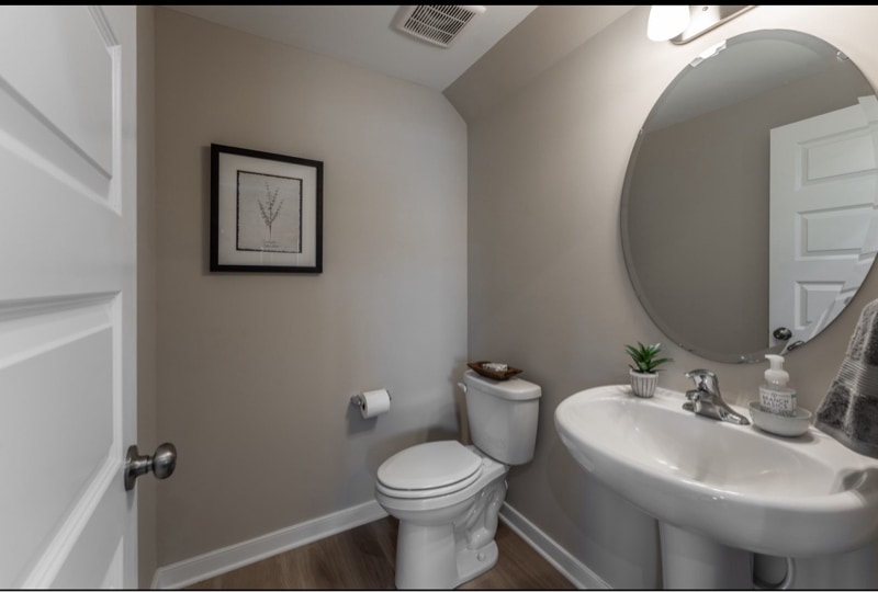 Building Photo - 235 Greenpark Rd