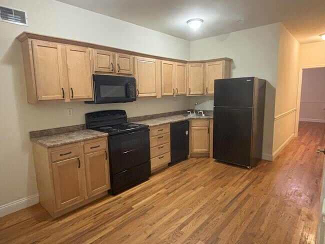 Building Photo - 2015 N 16th St