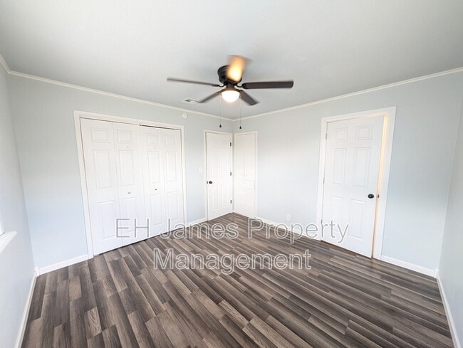 Building Photo - 5214 S Delaware Pl