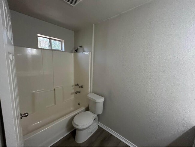 Building Photo - 8403 Tackett St