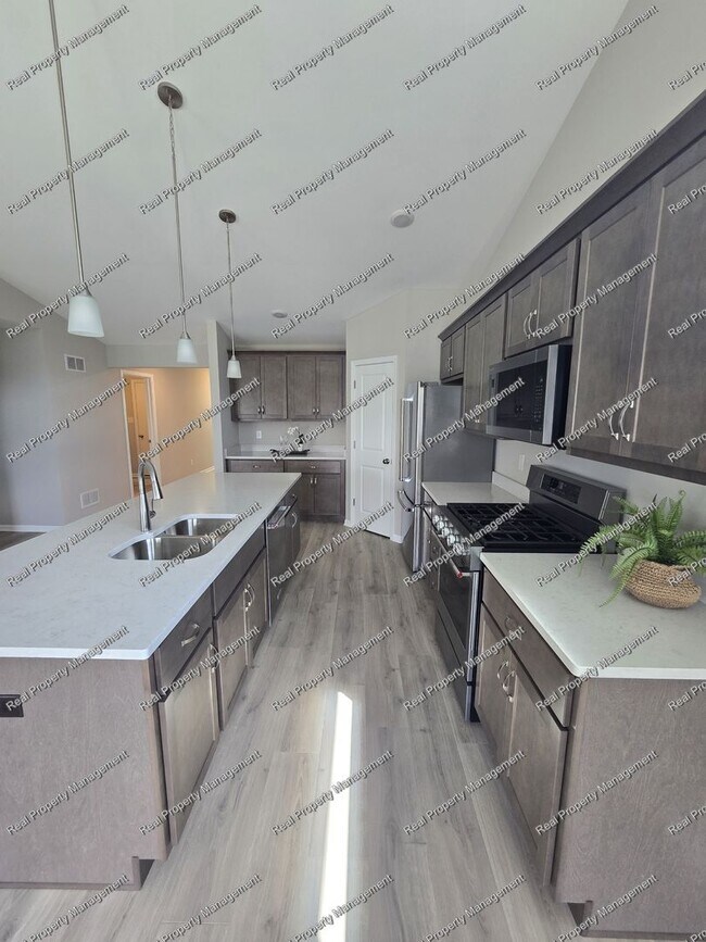 Building Photo - New Maintenance Free Two Bedroom Duplex