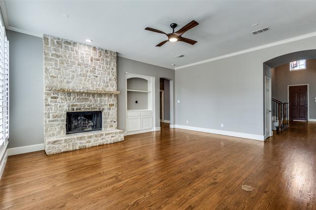 Building Photo - 840 High Willow Dr