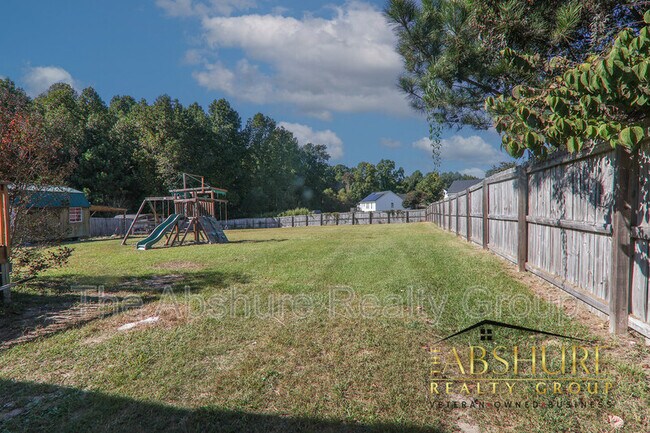 Building Photo - 7604 Lilly Pond Ln