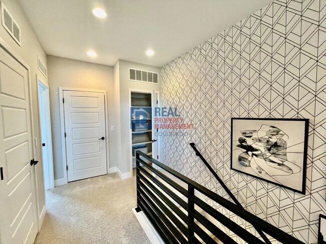 Building Photo - 2024 Alcott Way