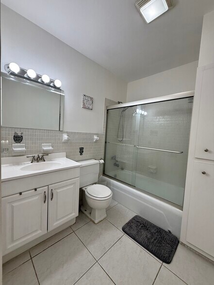 Master Bathroom - 5800 NE 22nd Way