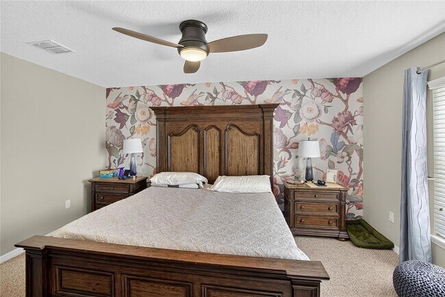 Building Photo - 2133 Geneva Dr