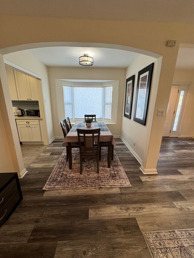 Building Photo - 3935 Inglewood Blvd